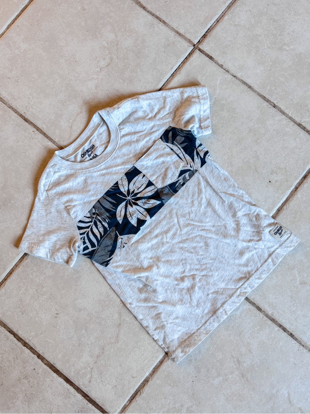 Oshkosh B’Gosh • Graphic Tee